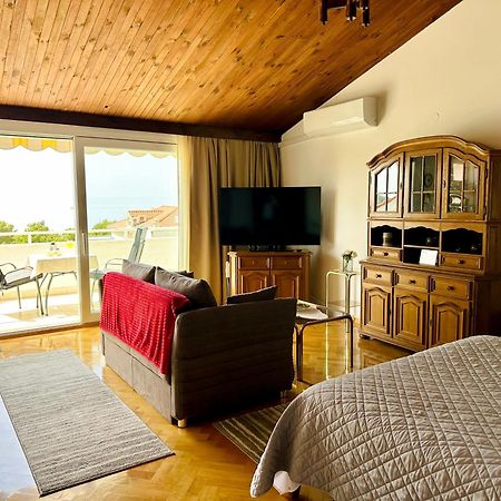 Penthouse Studio With Sea View Makarska Exterior photo